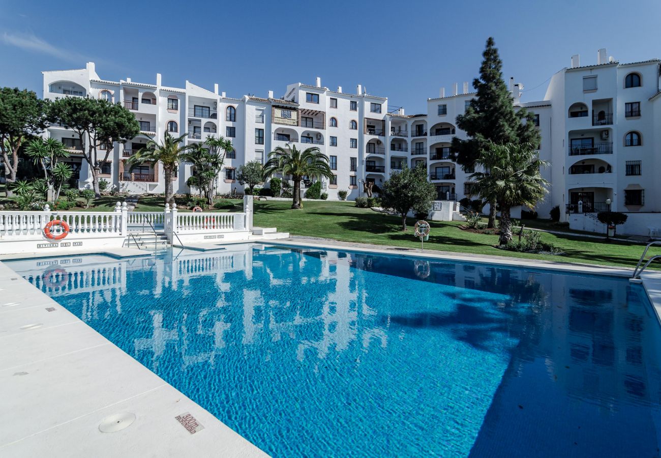 Apartment in Mijas Costa - Riviera Del Mar Sea Sights By Alfresco Stays