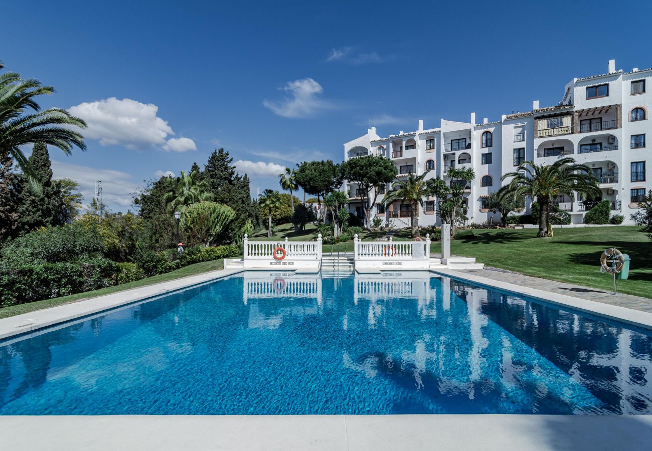 Apartment in Mijas Costa - Riviera Del Mar Sea Sights By Alfresco Stays