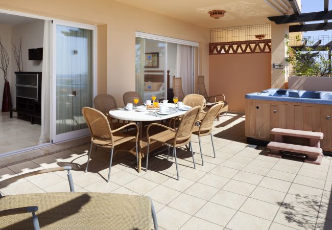 Apartment in Mijas Costa - Alfresco Stays Mijas Costa Malibu Sparkling Sights