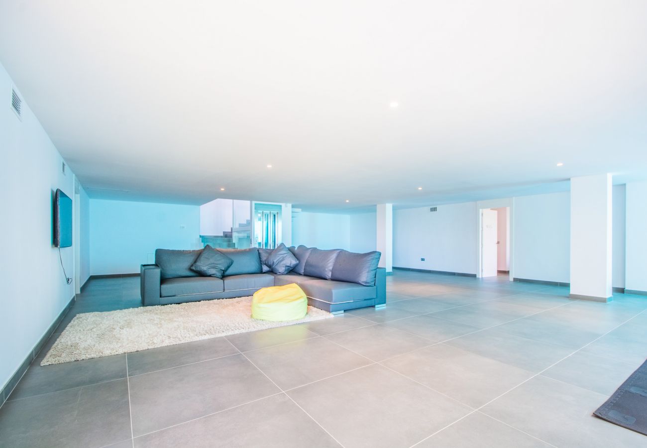 Villa in Ojen - Dolce Vita Villa by Alfresco Stays