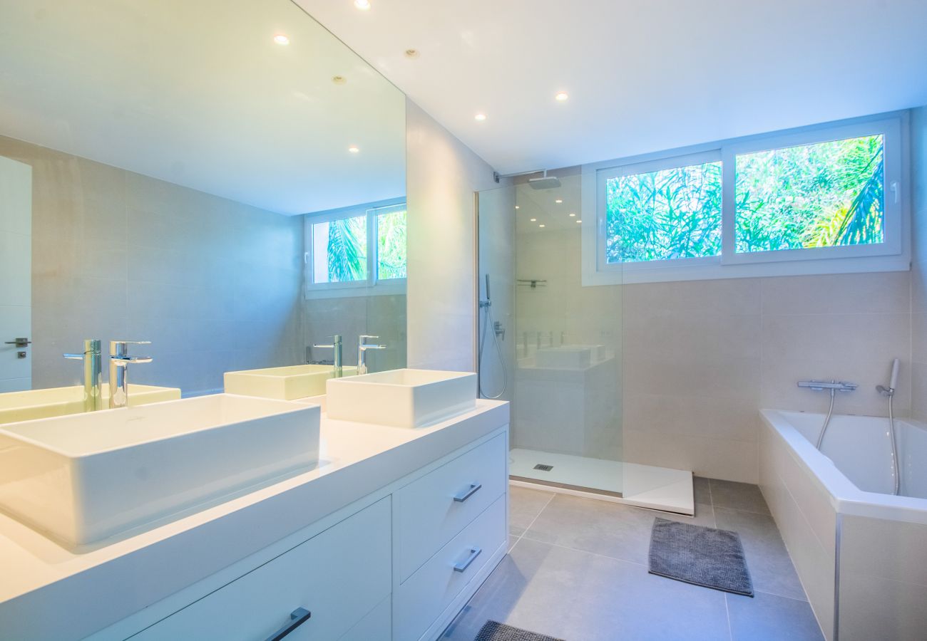 Villa in Ojen - Dolce Vita Villa by Alfresco Stays