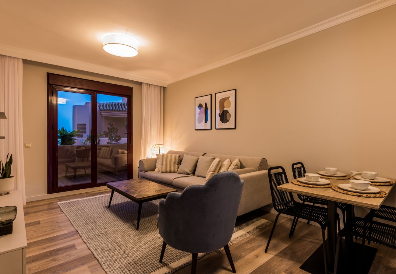 Apartment in Benahavís - ROYAL MARBELLA PREMIUM ONE BEDROOM APARTMENT WITH VIEWS