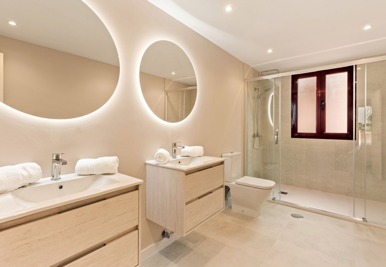 Apartment in Benahavís - THREE BEDROOM PENTHOUSE