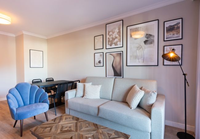  in Benahavís - CLASSIC TWO BEDROOM APARTMENT, VIEW