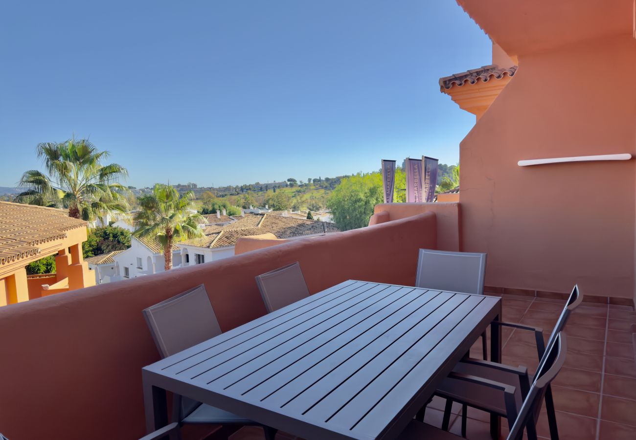Apartment in Benahavís - CLASSIC TWO BEDROOM APARTMENT, VIEW