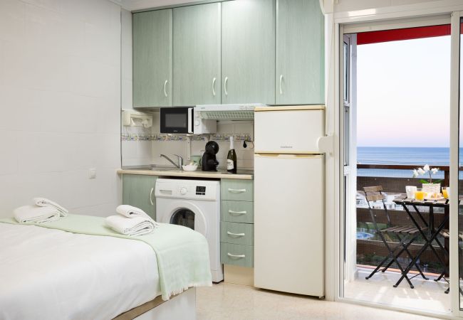 Studio in Benalmádena - Sea Horizon by Alfresco Stays Studio in Benalmádena - Sea Horizon by Alfresco Stays