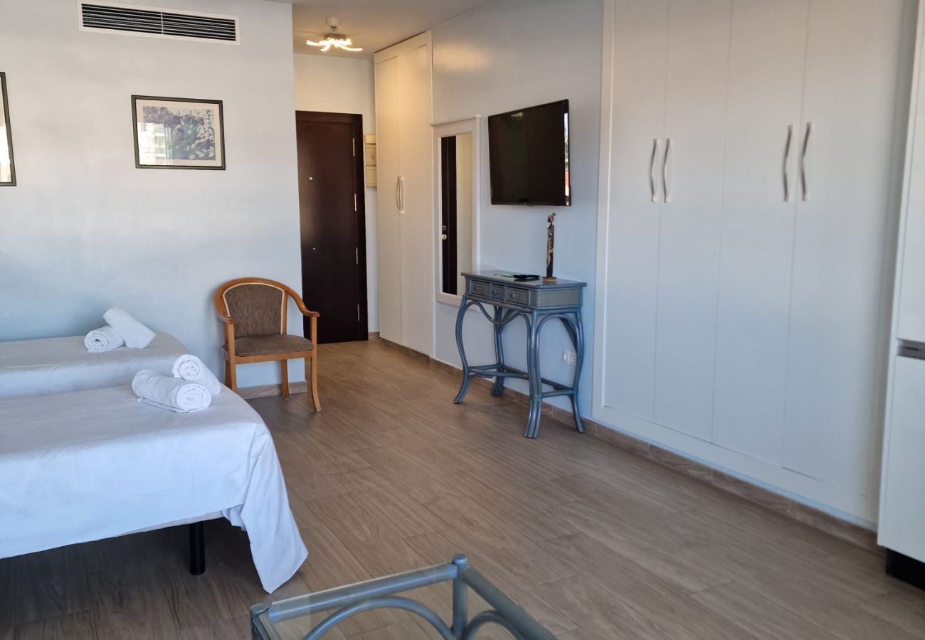 Studio in Fuengirola - Pyr Cozy Studio by Alfresco Stays