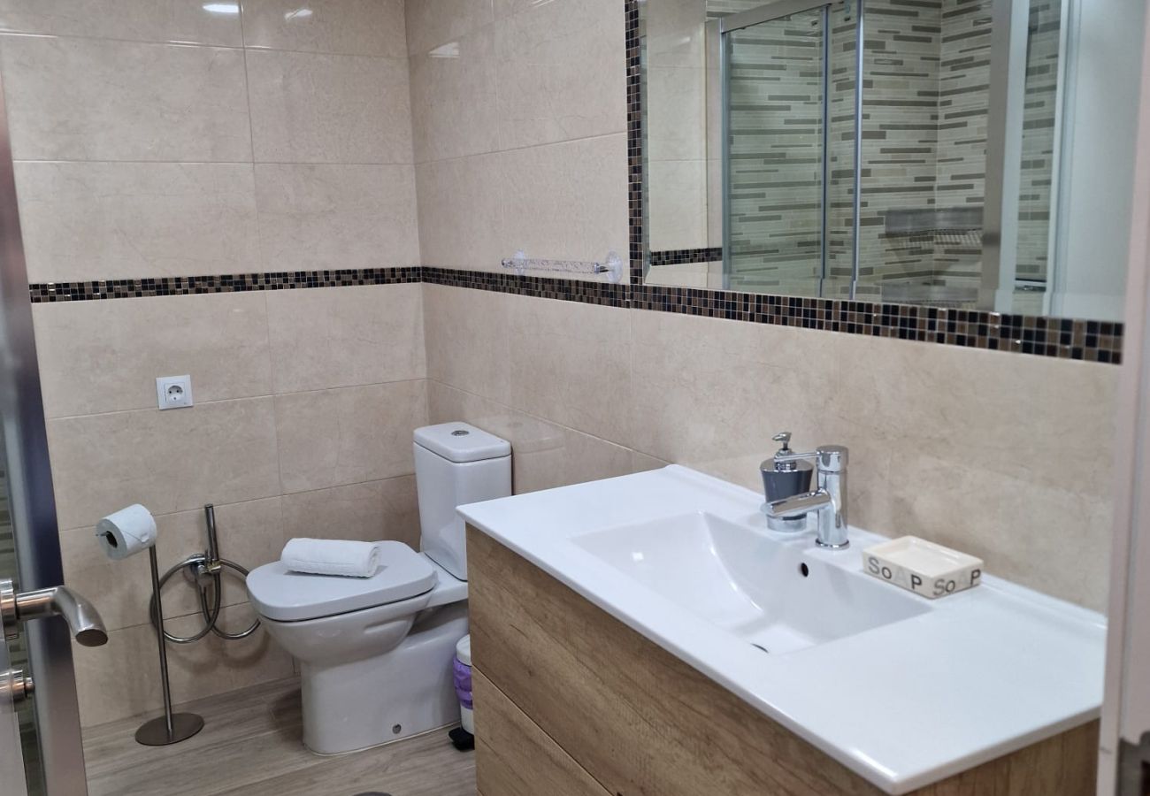 Studio in Fuengirola - Pyr Cozy Studio by Alfresco Stays