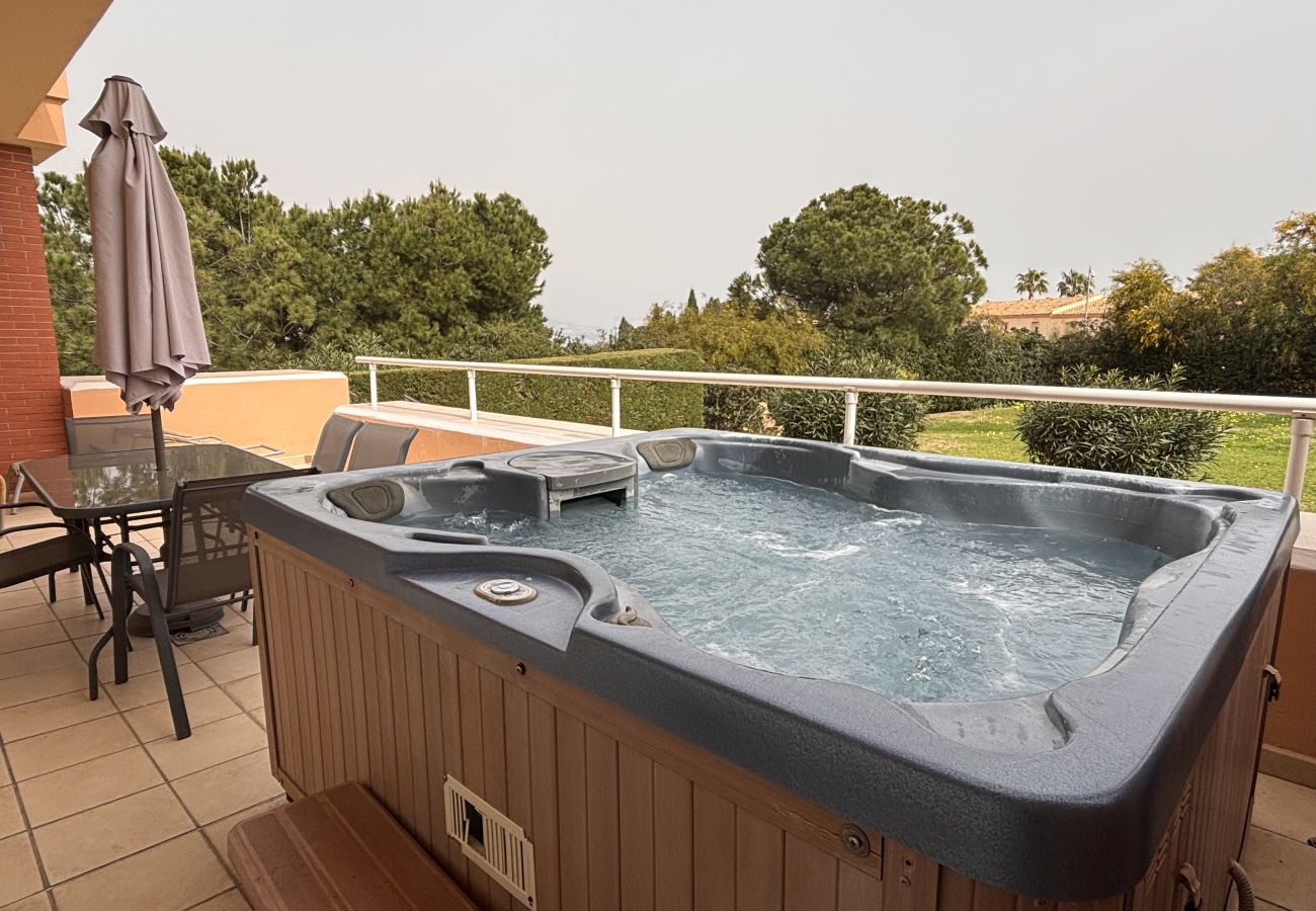 Apartment in Mijas Costa - Alfresco Stays Malibu Sky Coast Residence