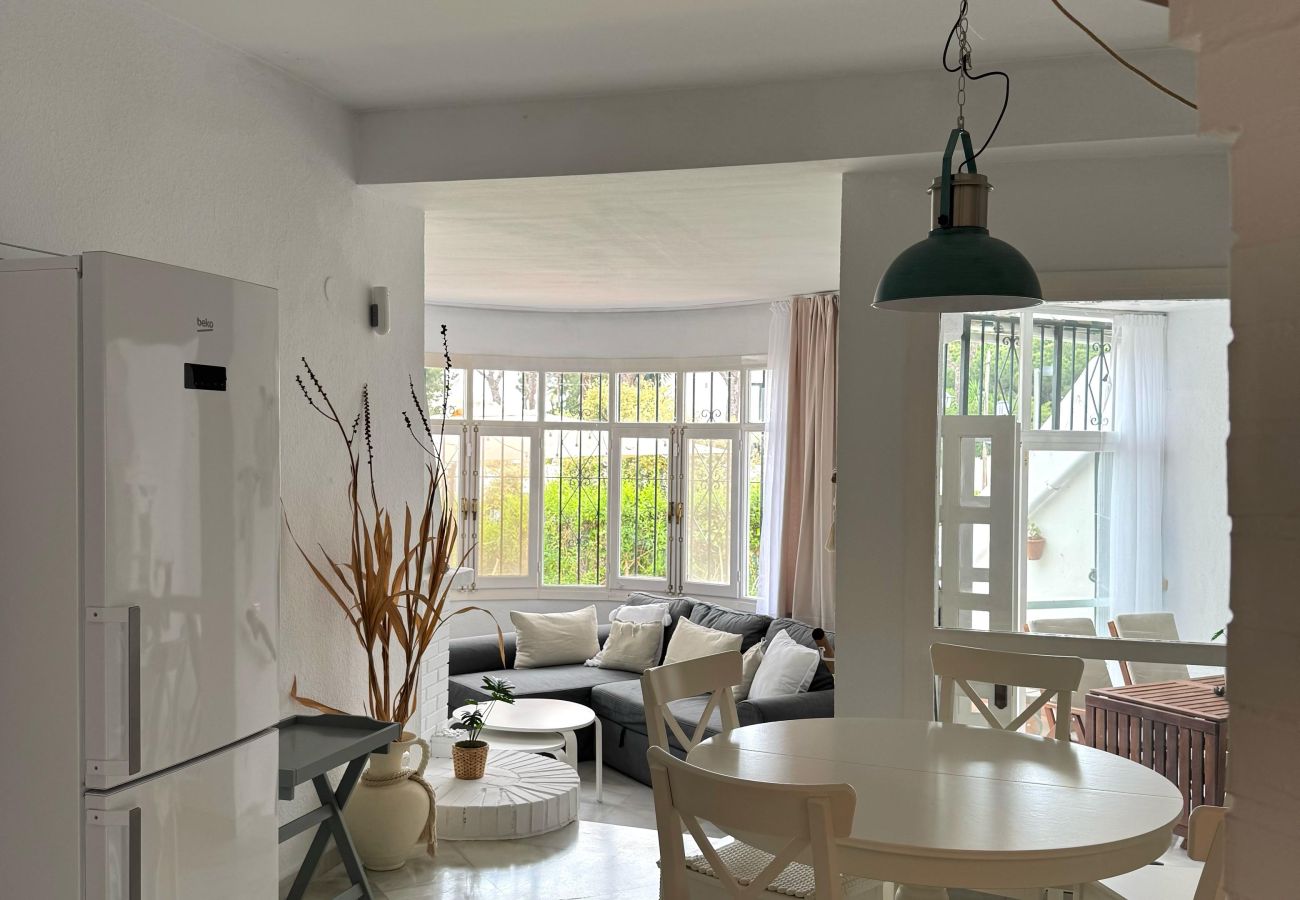 Apartment in Mijas Costa - CALAHONDA'S SAND & SALT BY ALFRESCO STAYS