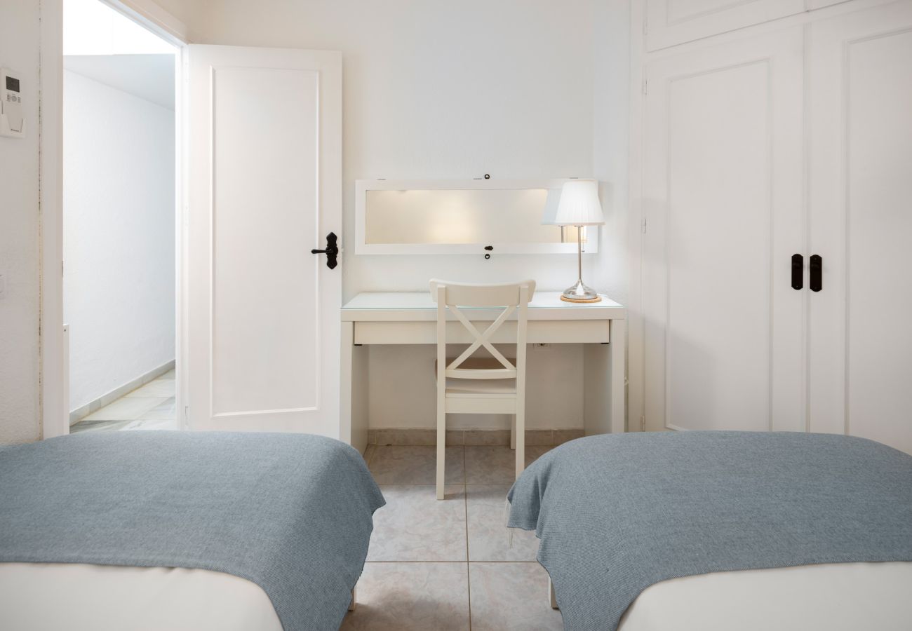 Apartment in Mijas Costa - CALAHONDA'S SAND & SALT BY ALFRESCO STAYS
