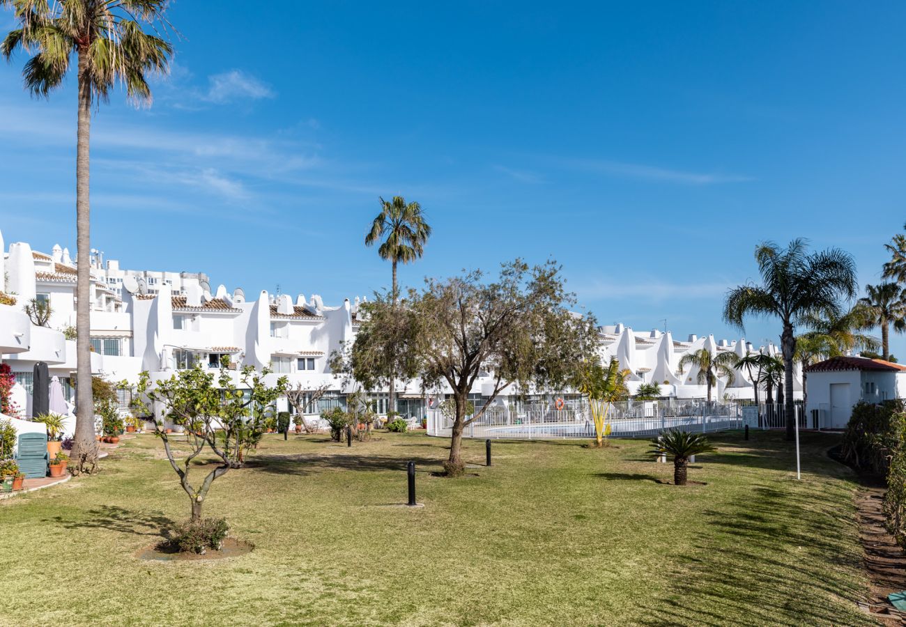 Apartment in Mijas Costa - CALAHONDA'S SAND & SALT BY ALFRESCO STAYS
