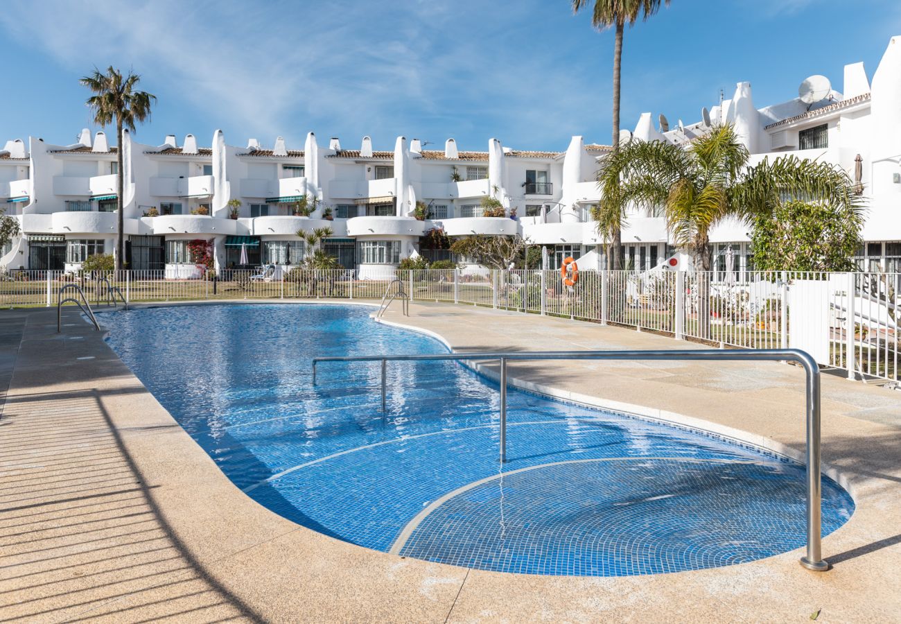 Apartment in Mijas Costa - CALAHONDA'S SAND & SALT BY ALFRESCO STAYS