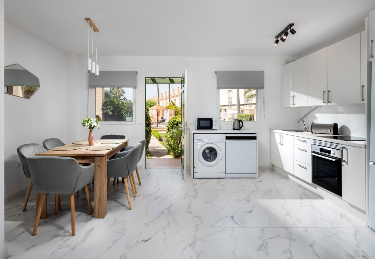 Apartment in Mijas Costa - Sunrise Sunset Haven by Alfresco Stays