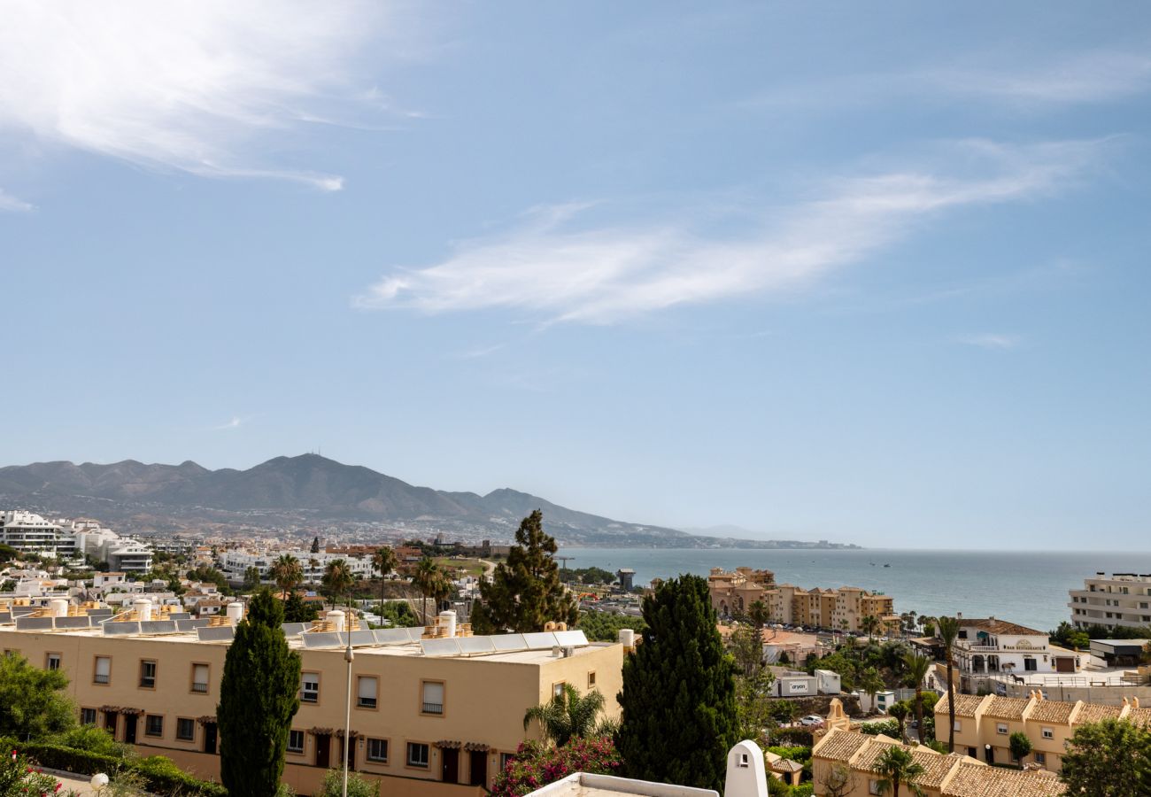 Apartment in Mijas Costa - Sunrise Sunset Haven by Alfresco Stays