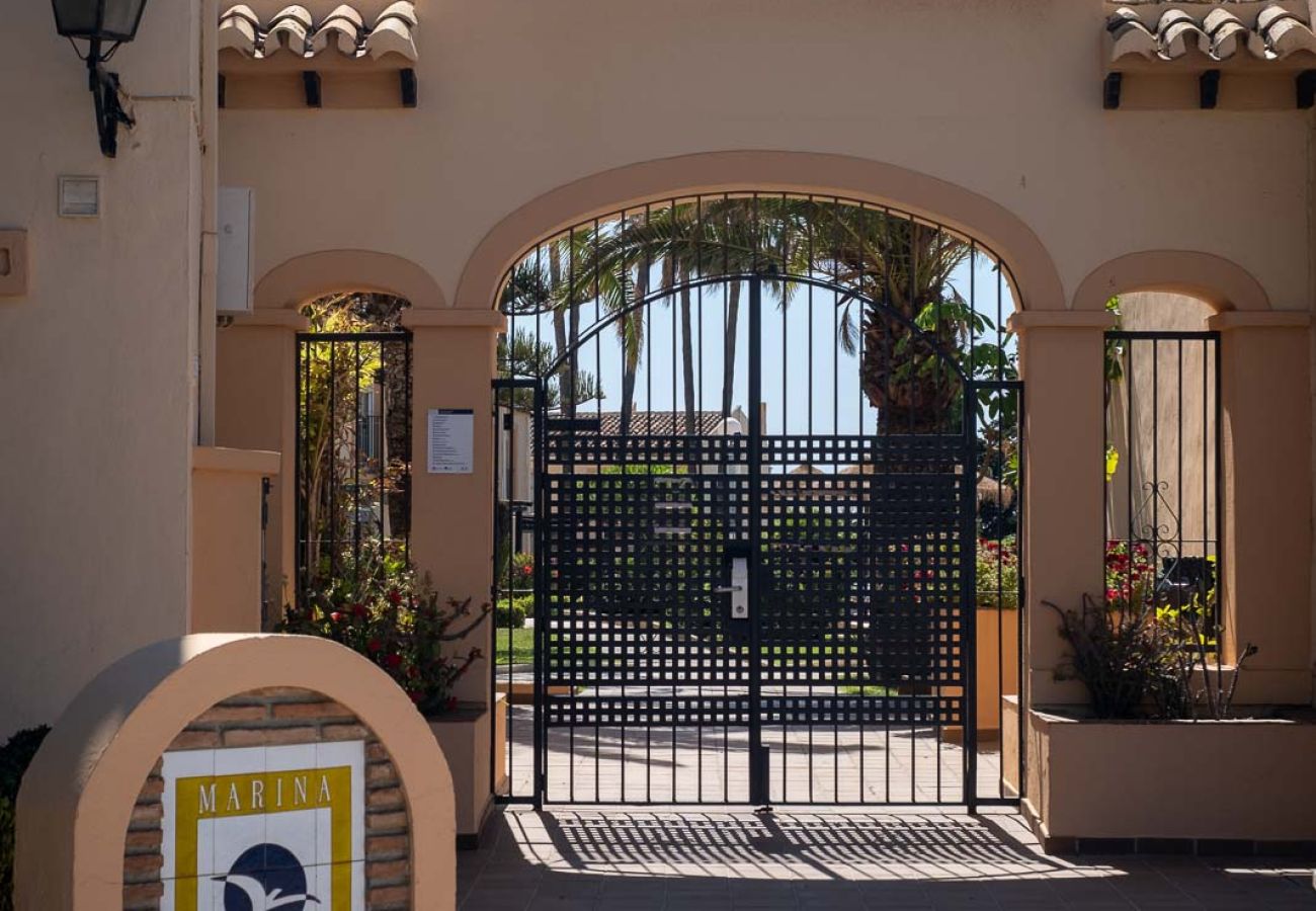 Apartment in Mijas Costa - Sunrise Sunset Haven by Alfresco Stays